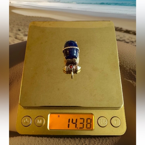 vintage and hand carved traditional ethnic Tibetan pendant with lapis stone 14gr - Picture 11 of 11